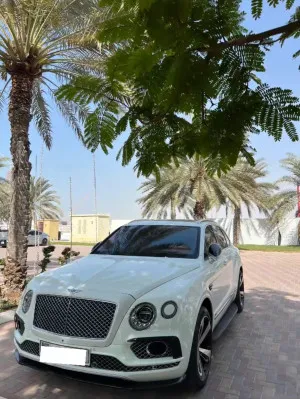 2017 بنتلي بنتايجا W12