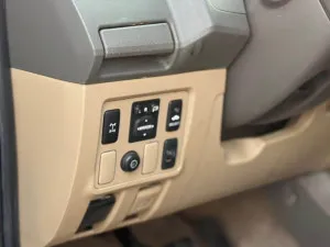 2012 Toyota Fortuner L