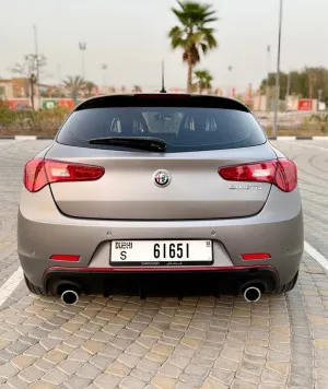 2019 ألفا روميو جويلييتا STD