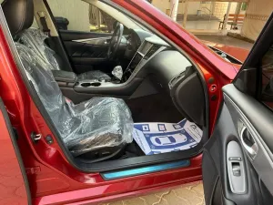 2016 إنفينيتي كيو٥٠ Red Sport 400