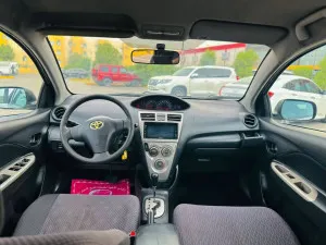 2011 Toyota Yaris Icon