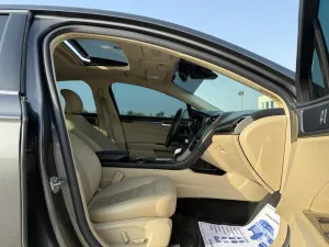 2016 فورد فيجن S
