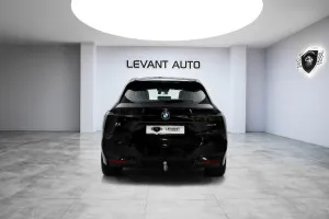 2023 بي أم دابليو اي اكس ام ٦٠