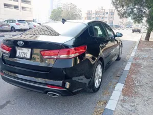 2017 كيا أوبتيما S