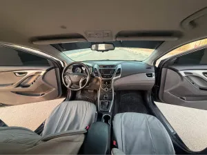 2014 هيونداي النترا SE