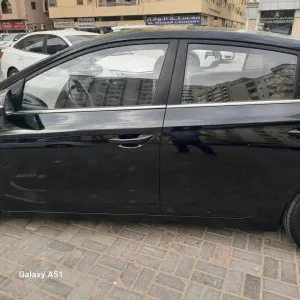 2016 هيونداي ايونك SE