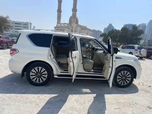 2012 نيسان باترول LE