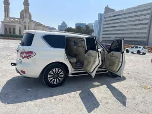 2012 نيسان باترول LE