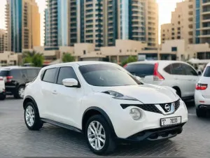 2015 نيسان جوك S