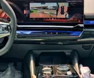 2026 BMW 5-Series 520i