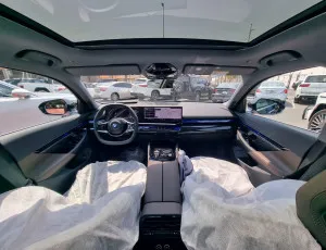2026 BMW 5-Series 520i