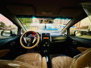 2014 Nissan Versa SV