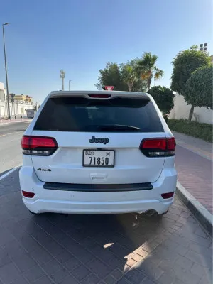 2021 جييب جراند شيروكي Laredo X