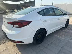 2020 هيونداي النترا SE