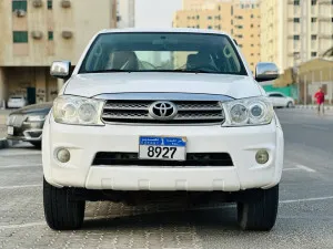 2011 Toyota Fortuner GD