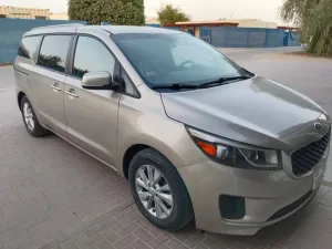 2015 كيا سيدونا LX
