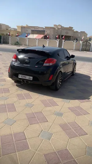 2012 هيونداي فوليستر standard
