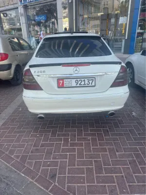 2009 Mercedes-Benz E-Class E200