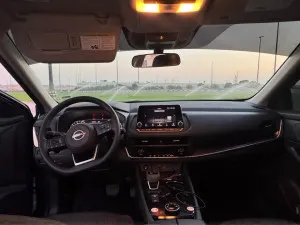 2024 نيسان روج SL