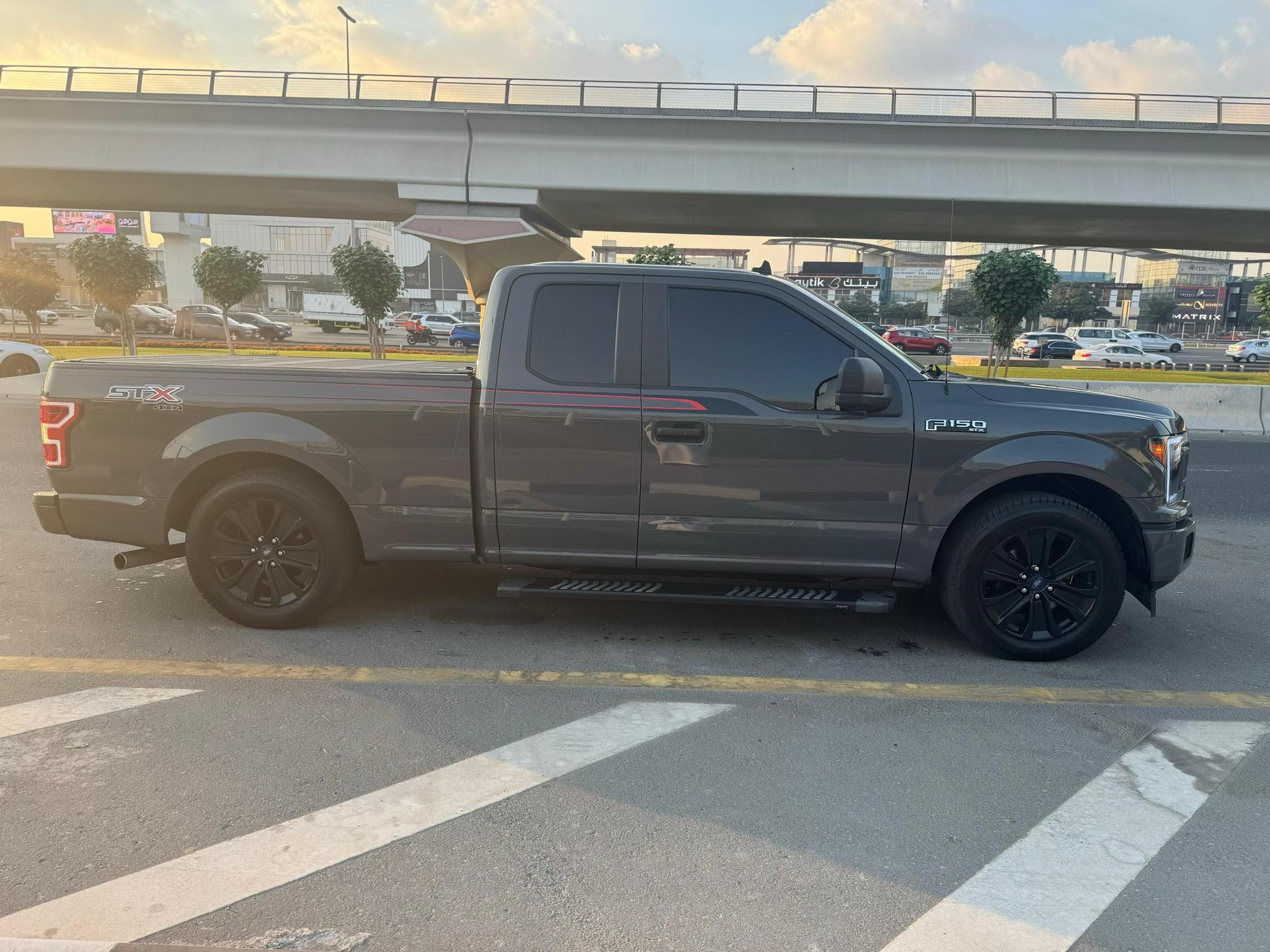 2020 فورد أف ١٥٠ Lariat