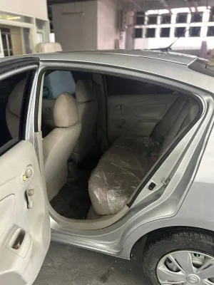 2017 نيسان صني S