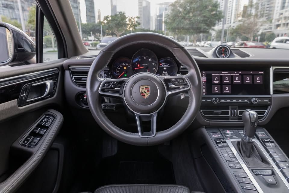 2021 بورش ماكان GTS