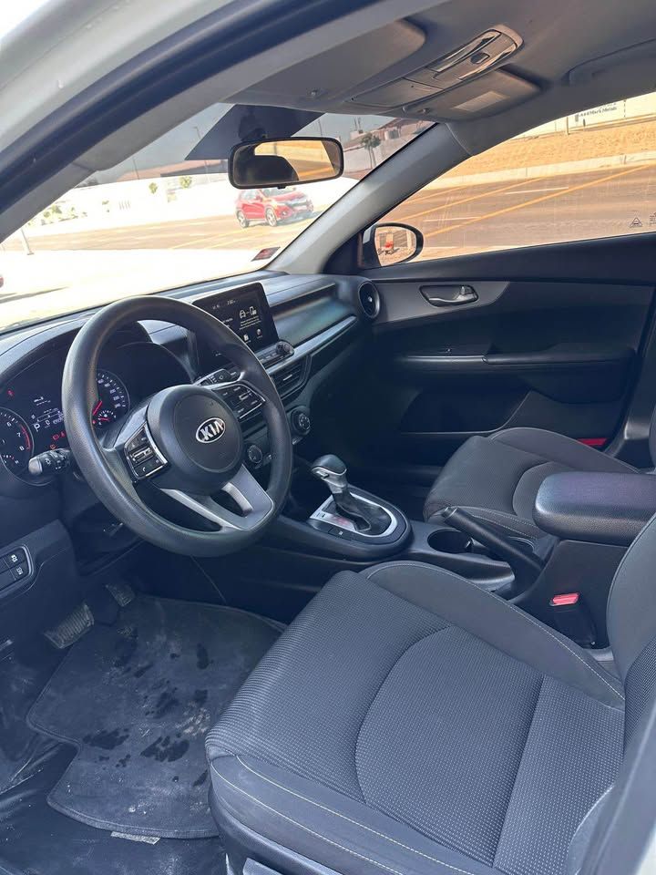 2021 كيا سيراتو EX hatchback