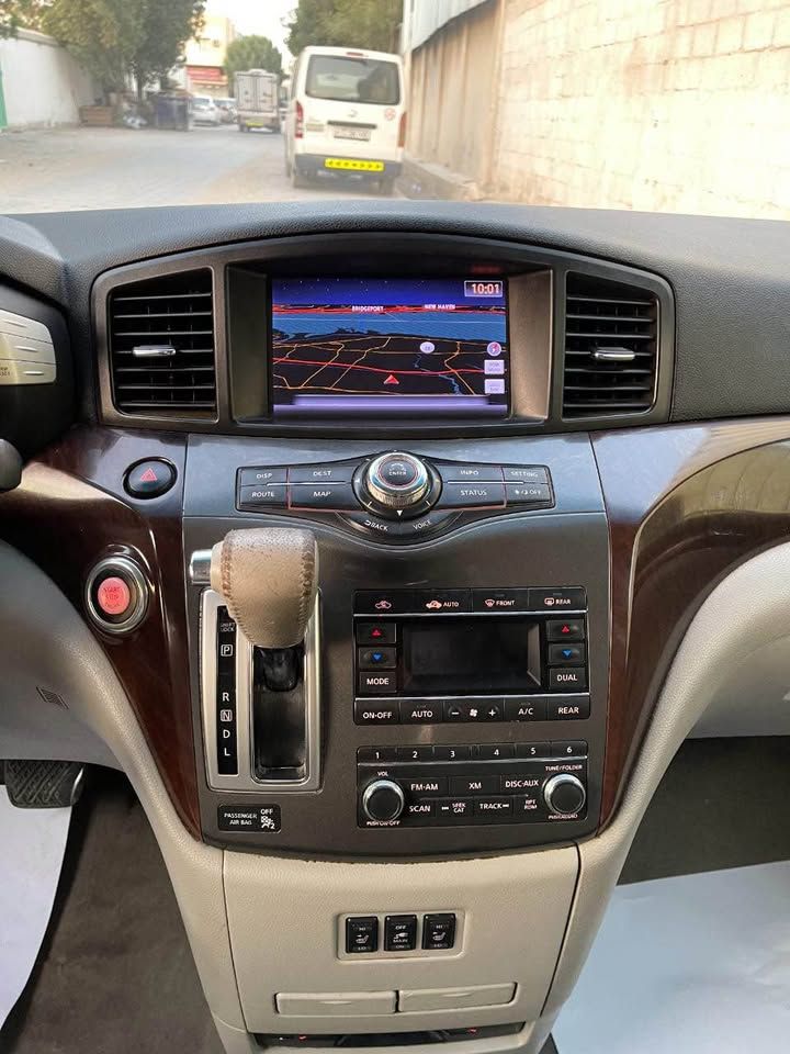 2012 Nissan Quest S