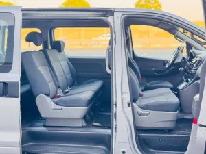 2018 Hyundai H1 Deluxe
