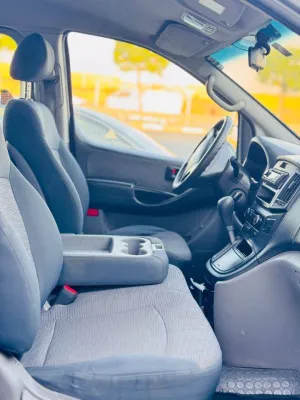 2018 Hyundai H1 Deluxe