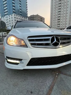 2014 مرسيدس-بنز آلفئة - C C300