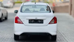 2019 نيسان صني S
