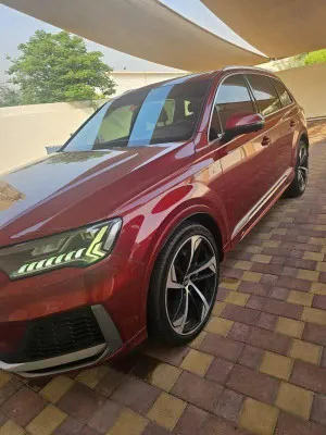 2020 Audi Q7 Premium Plus