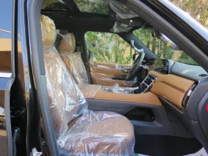 2025 Nissan Patrol LE Platinum city