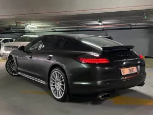 2012 بورش باناميرا GTS