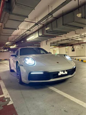 2021 بورش 911 كاريرا Carrera