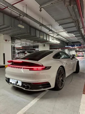 2021 بورش 911 كاريرا Carrera