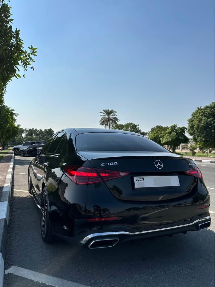 2023 مرسيدس-بنز آلفئة - C C300