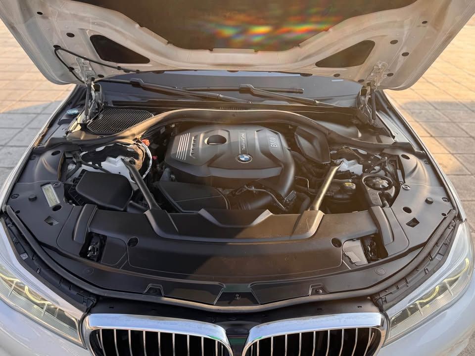 2016 بي أم دابليو الفئة - 7 730i