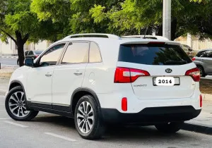 2014 كيا سورينتو HyBird