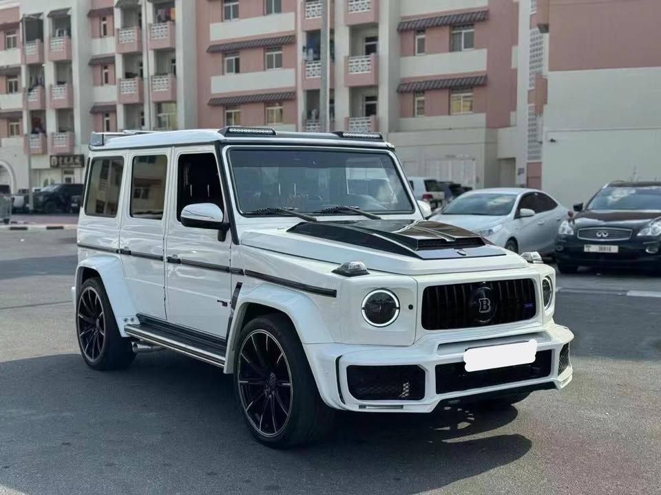 2017 مرسيدس-بنز الفئة - G G63 AMG