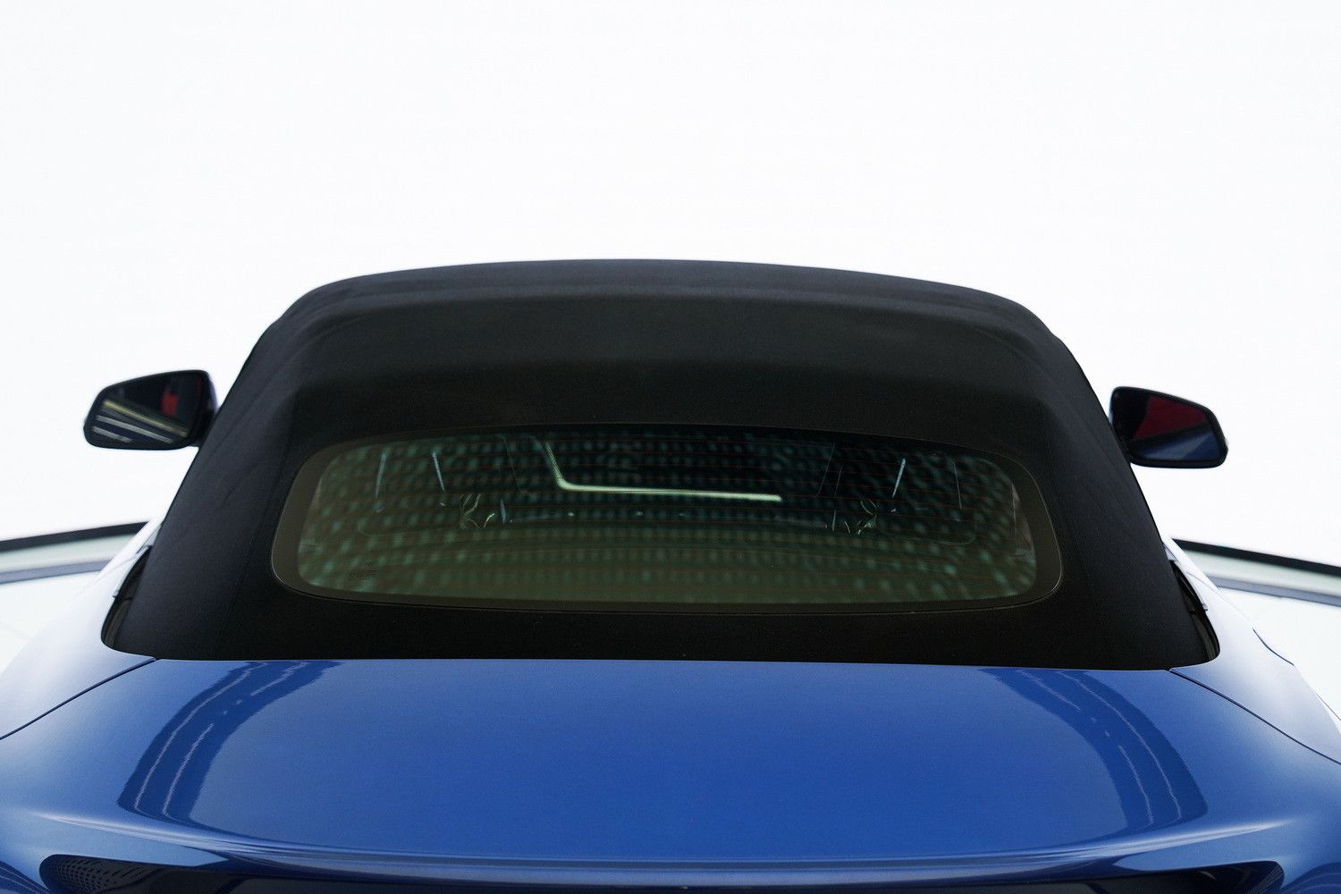 2023 بي أم دابليو زد 4 sDrive 28i