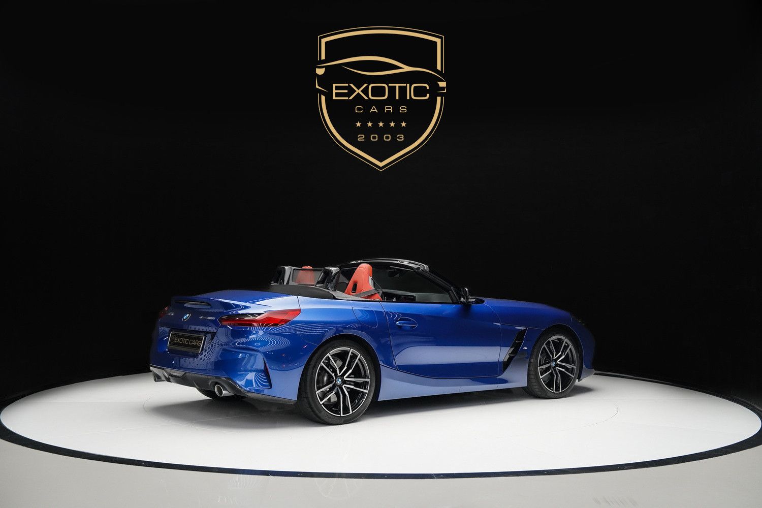 2023 بي أم دابليو زد 4 sDrive 28i
