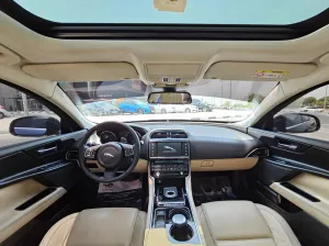 2016 Jaguar XE 25t