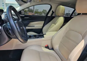 2016 Jaguar XE 25t