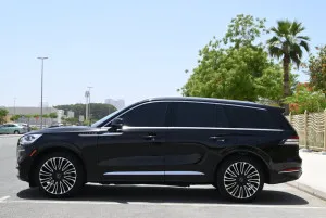 2023 لينكولن نافيجيتور Black Label L