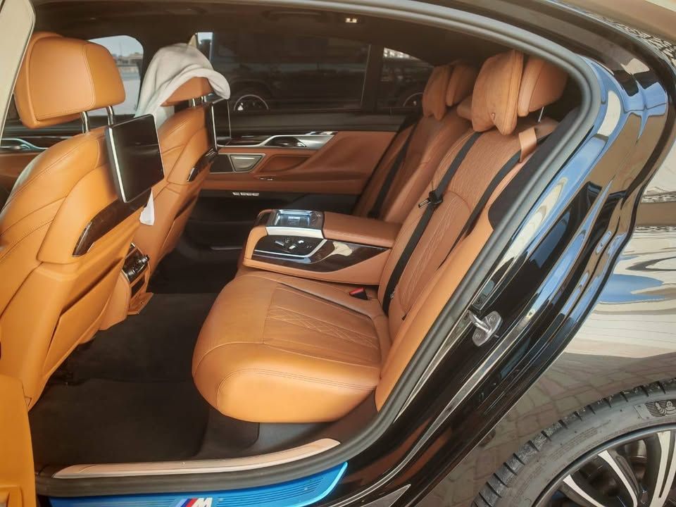 2016 BMW 7-Series 740i