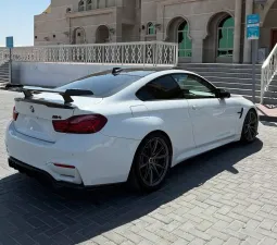 2018 بي أم دابليو ام ٤ Standard