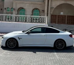 2018 بي أم دابليو ام ٤ Standard