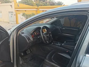 2007 اودي كيو٧ Prestige